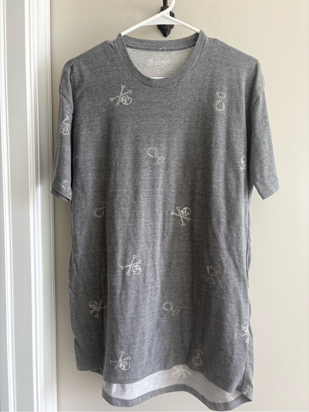 LuLaRoe Disney Pirate Theme Heather Gray T-shirt Size Small